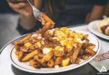 What are the most popular food in Canada?