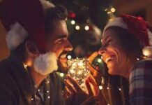 ROMANTIC CHRISTMAS DATE IDEAS FOR COUPLES