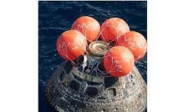 NASA's Orion Capsule Lands in Pacific After Moon Flyby