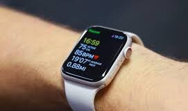Best Smartwatches For iPhones In 2023